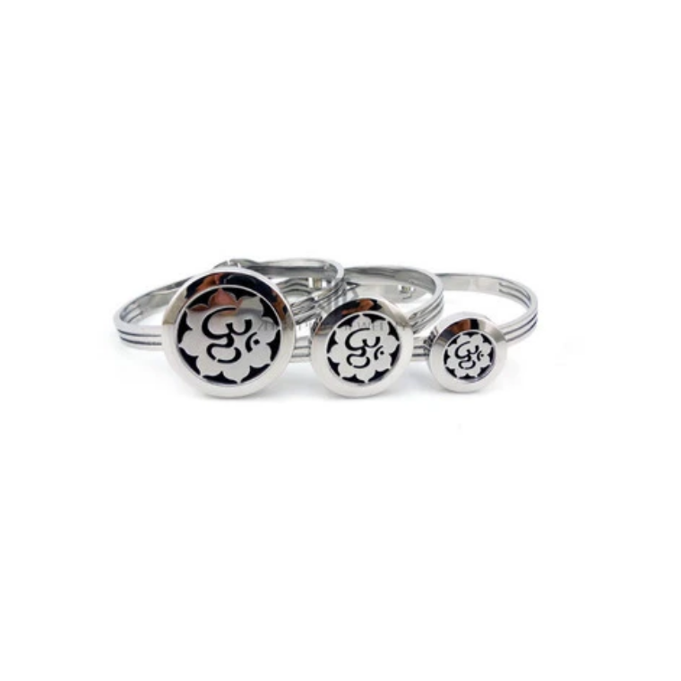 Om Aroma Lockets Bangle