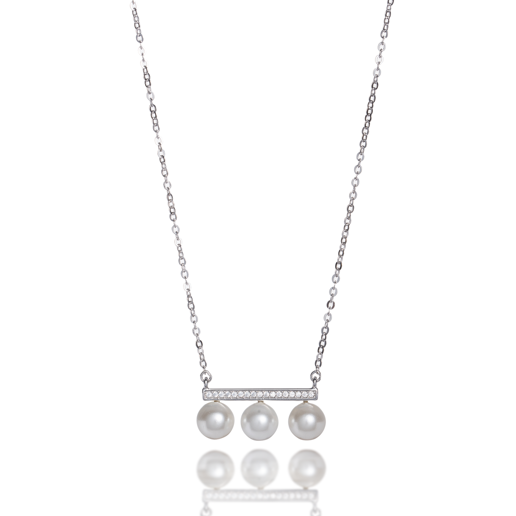 Balance Pearl Necklace